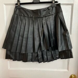 Women skirt